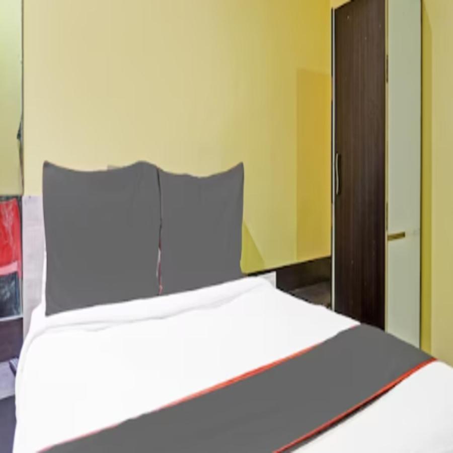 Carnival Hotel Pune Ngoại thất bức ảnh