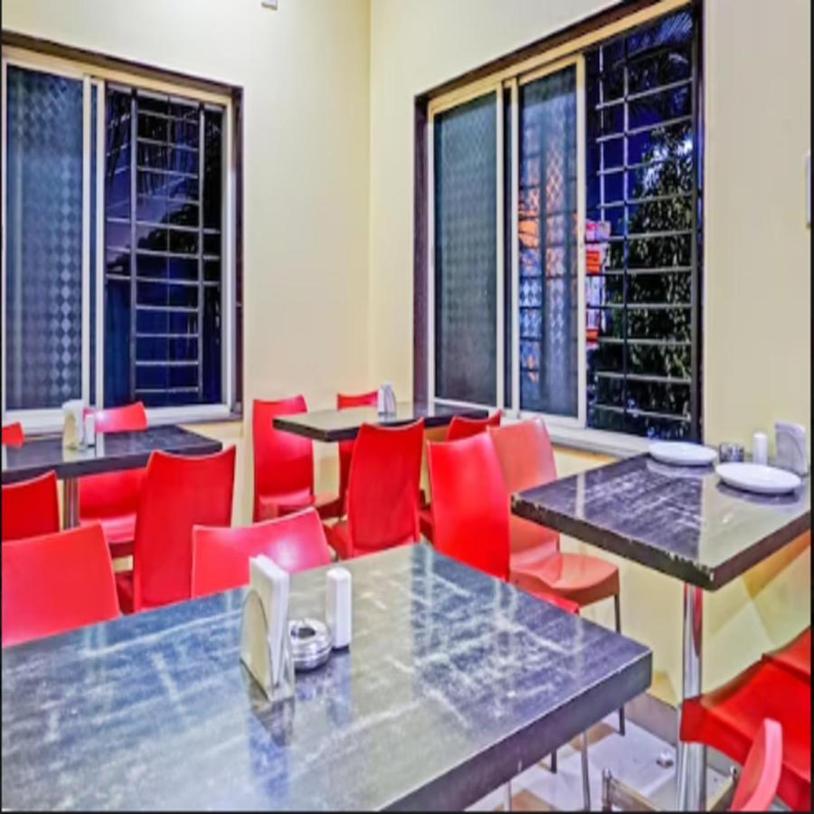 Carnival Hotel Pune Ngoại thất bức ảnh